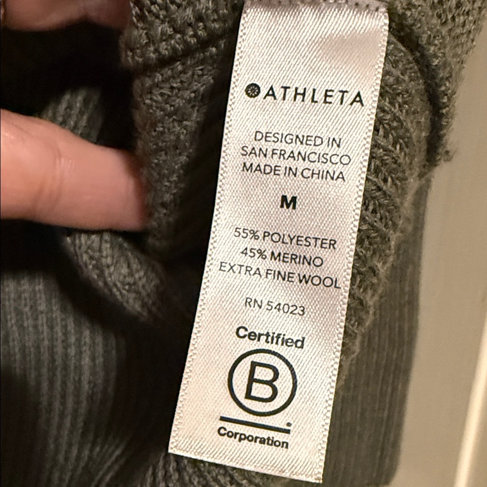 Athleta Olive knit sweater - Picture 6 of 7